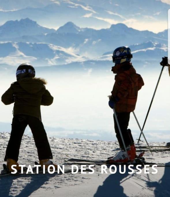 Вилла Gite Jura Mina Chalet Au Milieu De La Nature Ney Экстерьер фото
