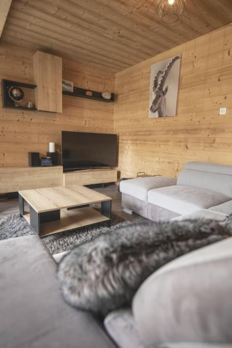 Вилла Gite Jura Mina Chalet Au Milieu De La Nature Ney Экстерьер фото